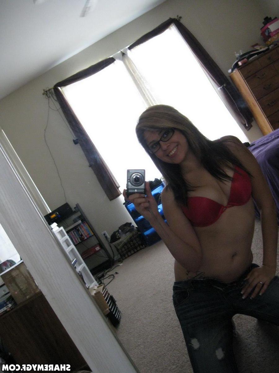12P Cute girlfriend takes selfshot pictures of her stripping in her bedroom mirror