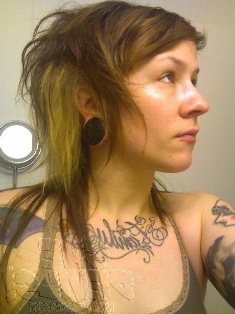 12P Pictures of hot tattooed girlfriends showing off