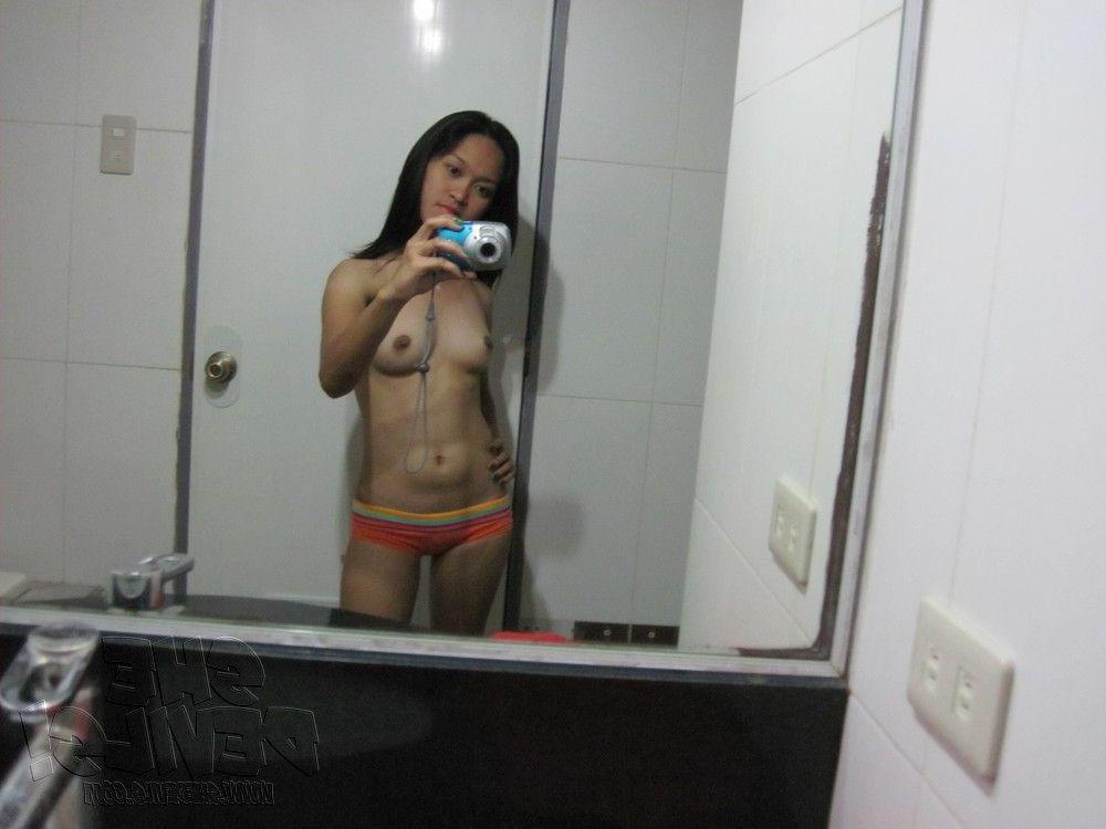 15P Pictures of a hot asian teen gf taking pics of herself