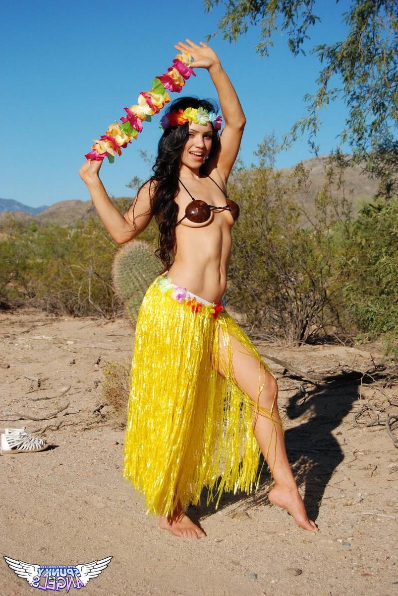 12P Tianna shows off her tight body in her hula outfit outdoors