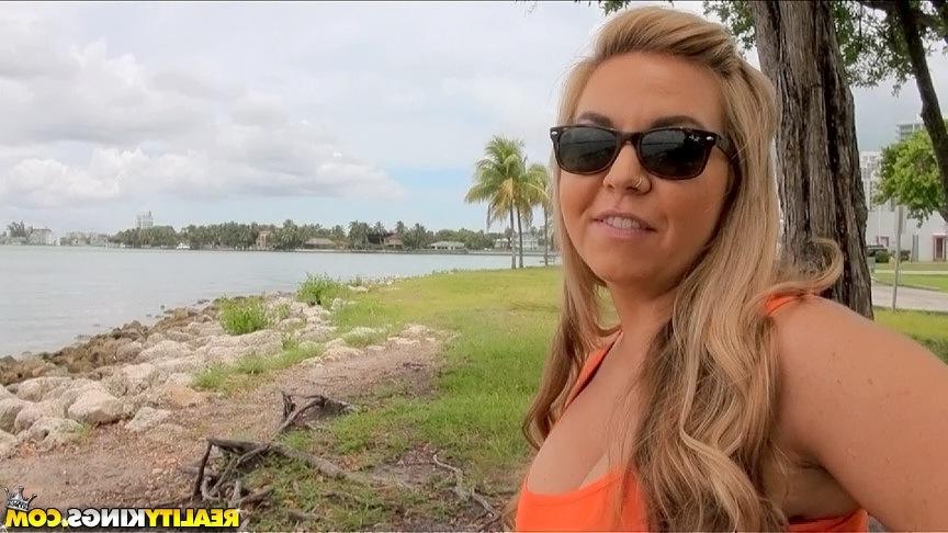 20P Blonde girl Cameron Blake gets picked up at a park for some hot sex