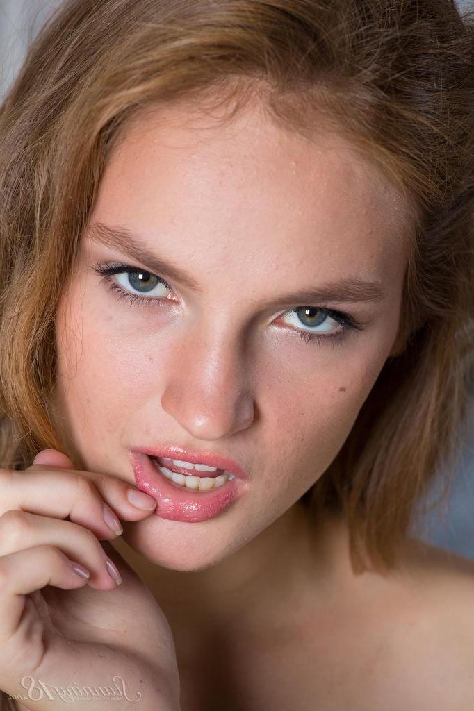 16P Pretty girl Joan strips out of her yellow dress for you in "Languor"
