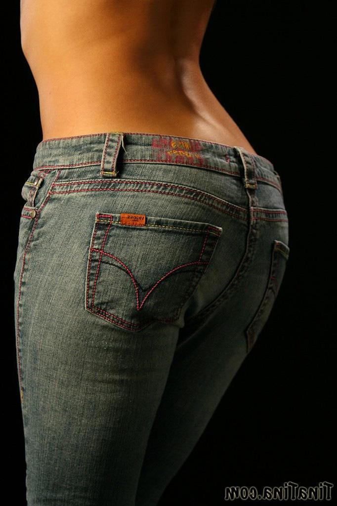 16P Pictures of TinaTina getting you hard with her hot body