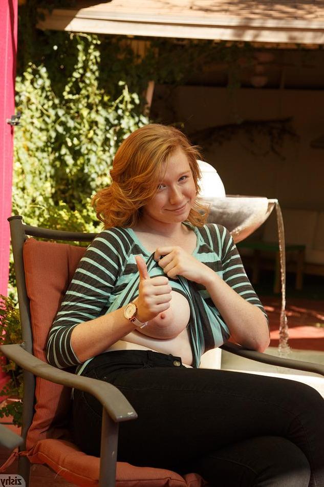 8P Redhead hottie Irelynn Dunham