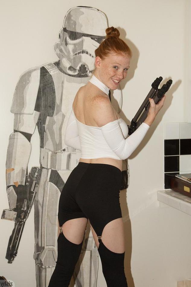 8P Abby Vissers celebrates her nerdiness in Rogue One