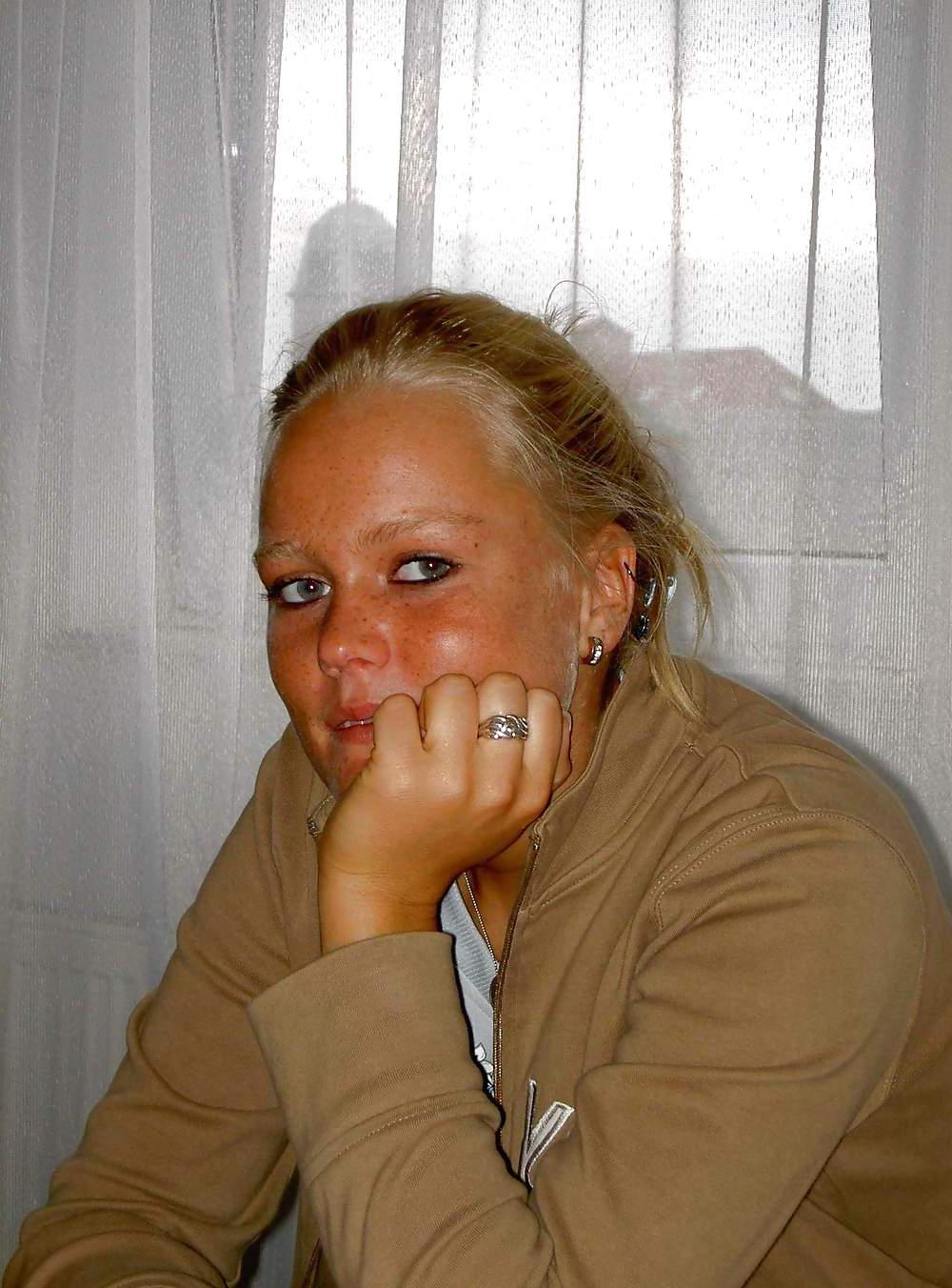25P Sweet Freckled Swiss Girl, Suesses schweizer Maedchen