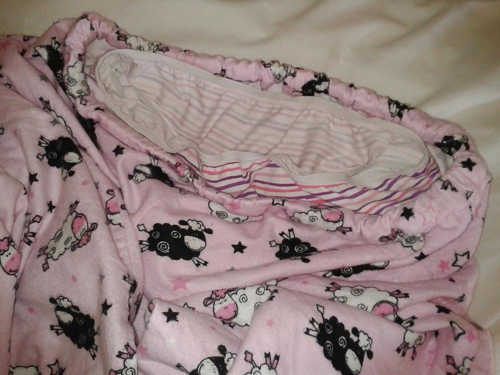 20P My wifes Bed time cotton panty's