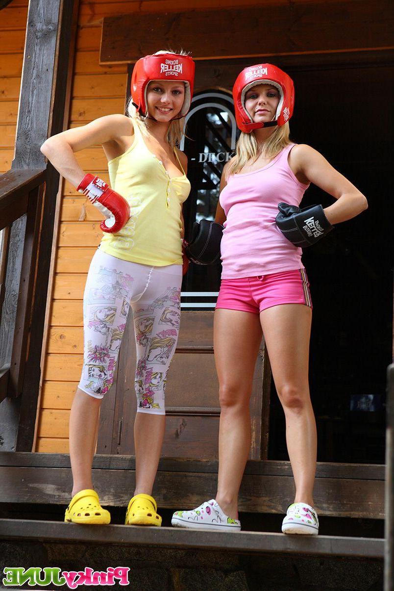 15P Pictures of Pinky June having a sexy boxing match