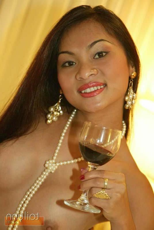 20P Pictures of teen Tailynn getting drunk and loose for sex