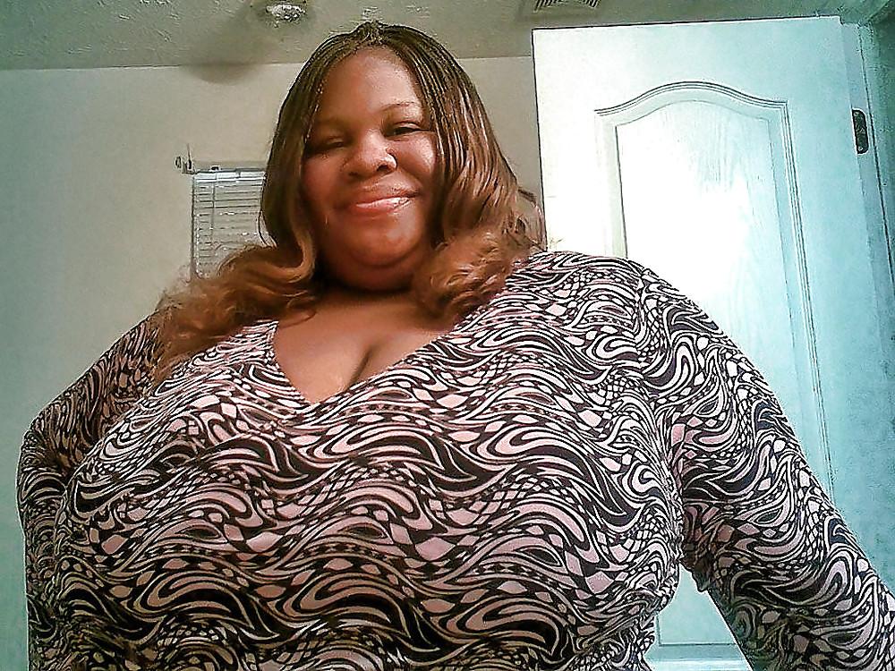 25P Thick & Busty Mix