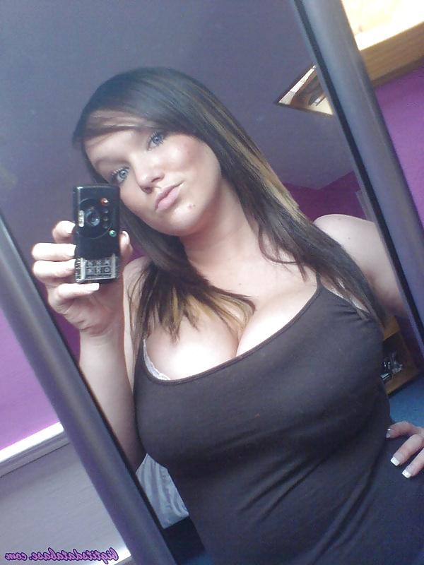 4P Hot Natural Big Busty Brunette Amateur Gallery