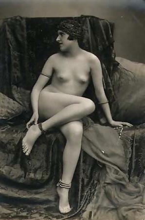25P Old French postcards 16