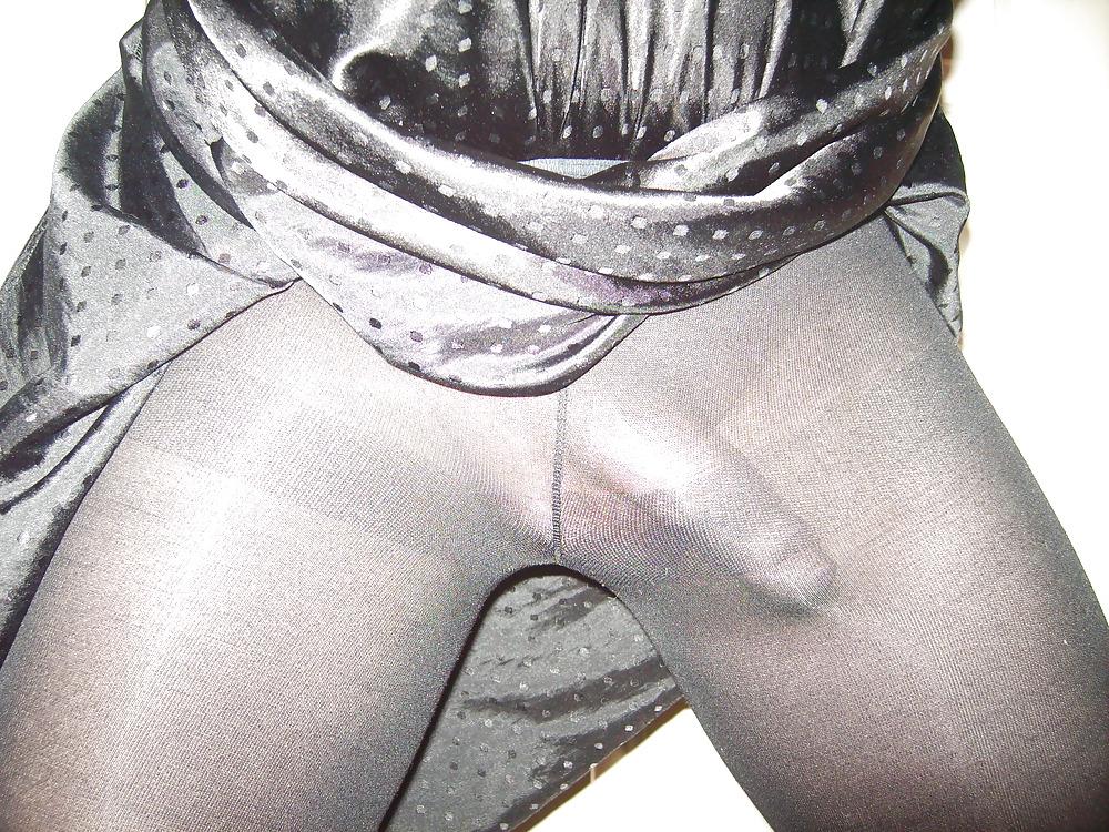 25P Leggings and satin dress