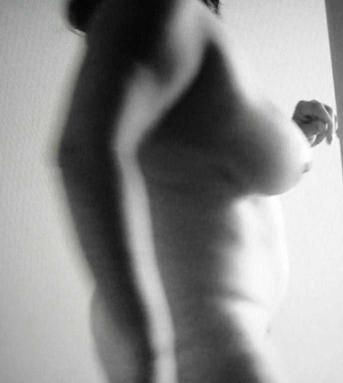 25P A few sexy snaps of bits of Michelle's glorious body...