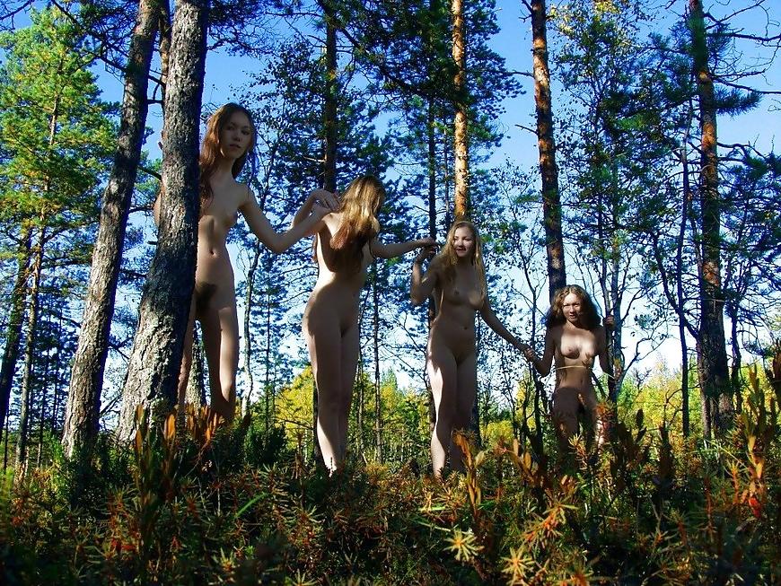 19P Forest Girls