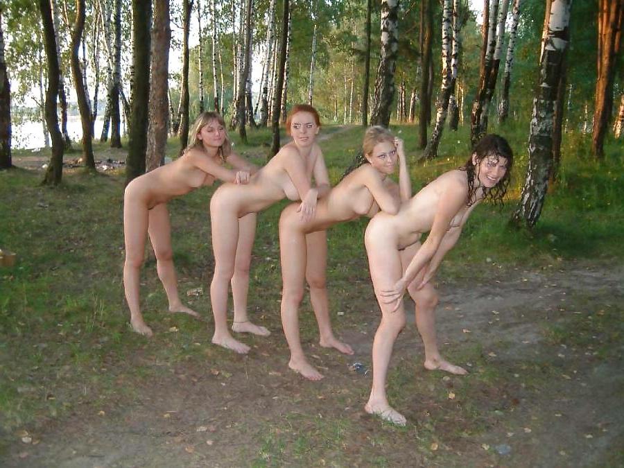 19P Forest Girls