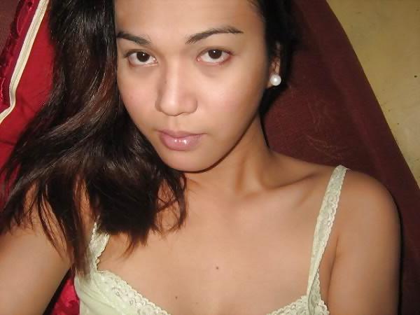 21P Tranny In Swimsuit