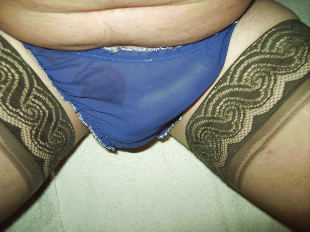 10P Little blue panties and stockinngs
