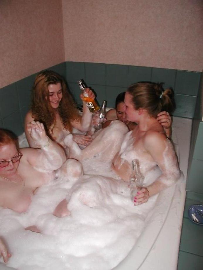25P Curvy Group Sex Swingers