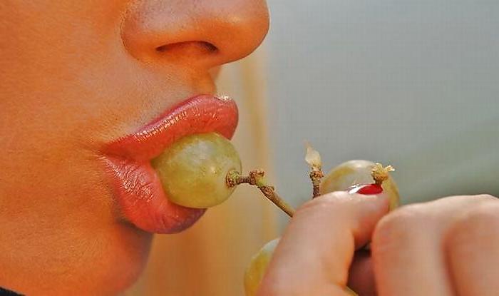 14P Sensual lips ... just for beauty