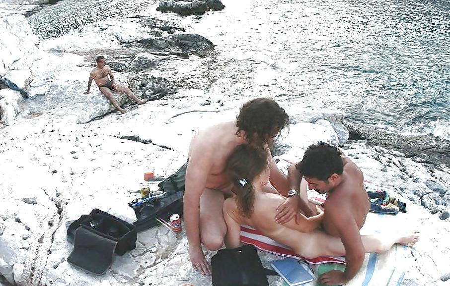 25P Group Sex Amateur Beach #rec Voyeur G4