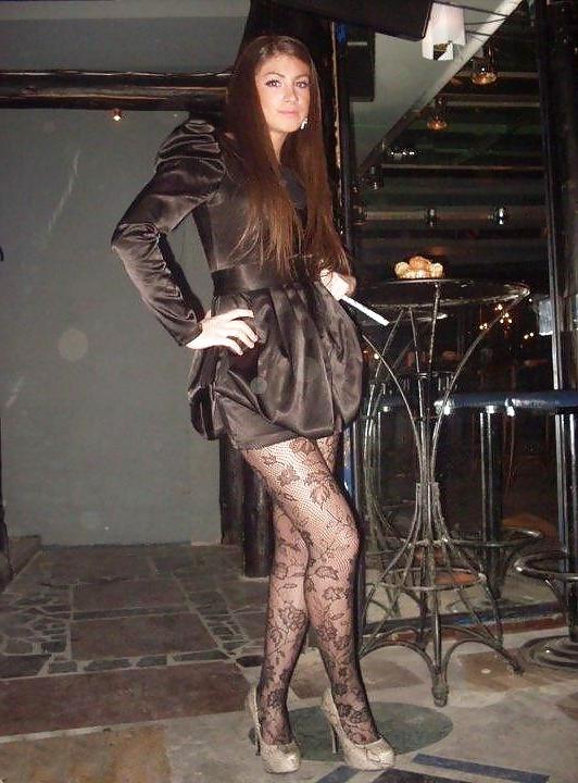 10P Nylon Diskotussis in eleganten Outfits die mich steif machen
