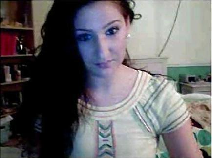 12P CHATROULETTE GIRLS - COMMENT DIRTY