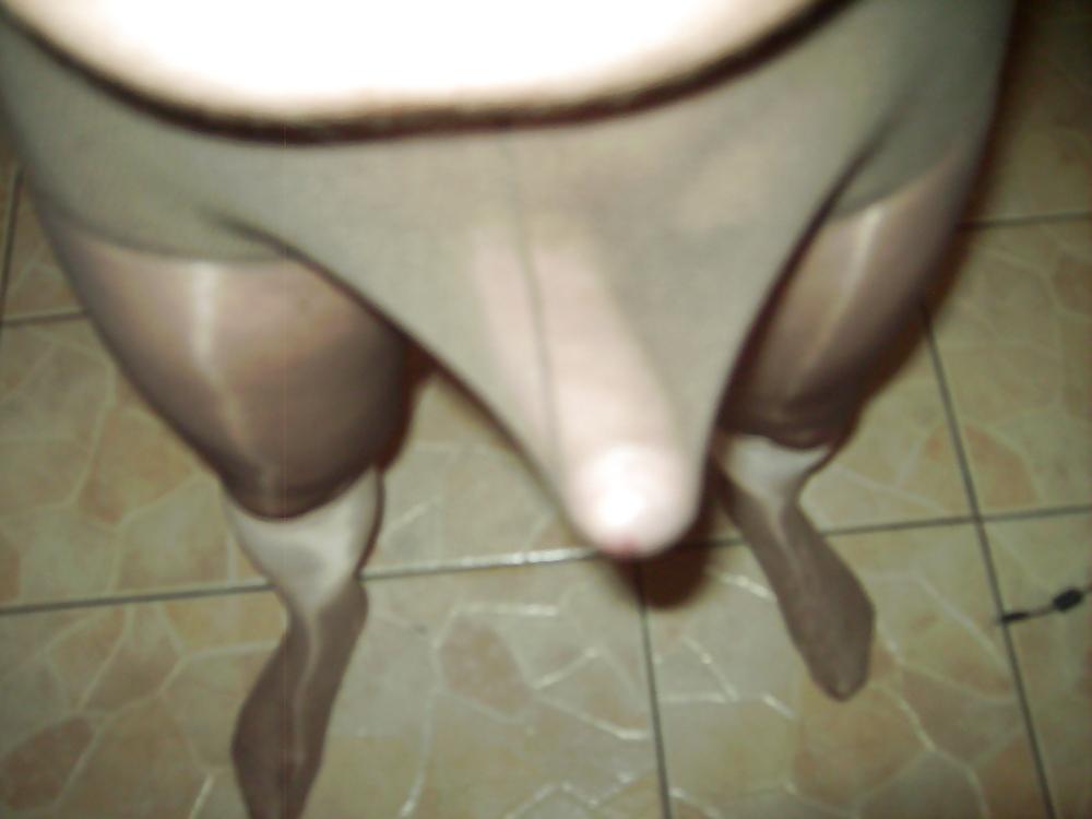 25P Fun in pantyhose   tights