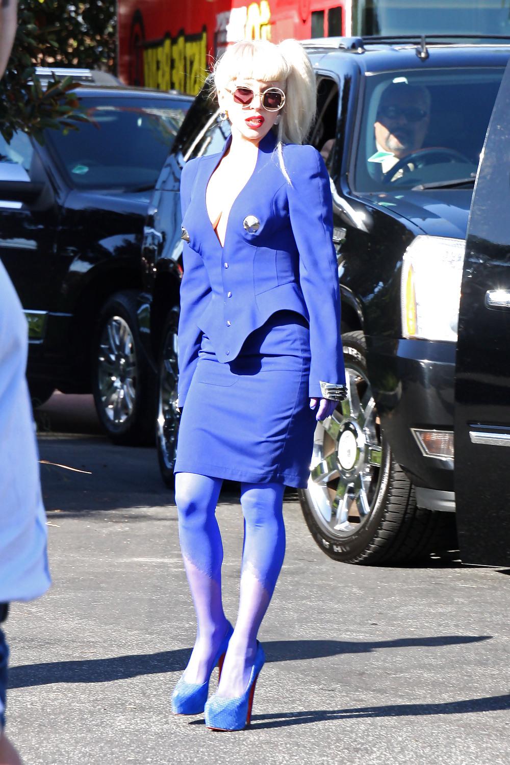 11P Lady Gaga Showing Boobs in Blue Dress