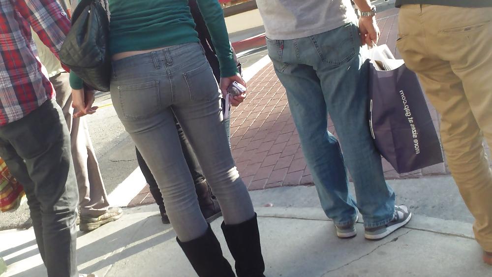 20P Sexy smooth teen ass & butt in blue jeans