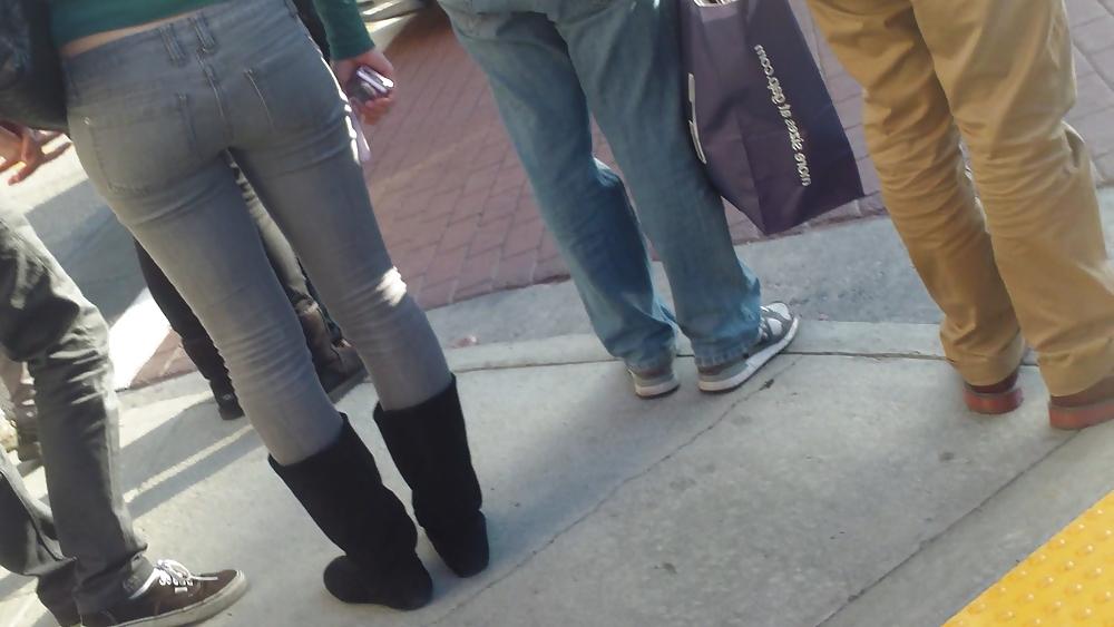 20P Sexy smooth teen ass & butt in blue jeans