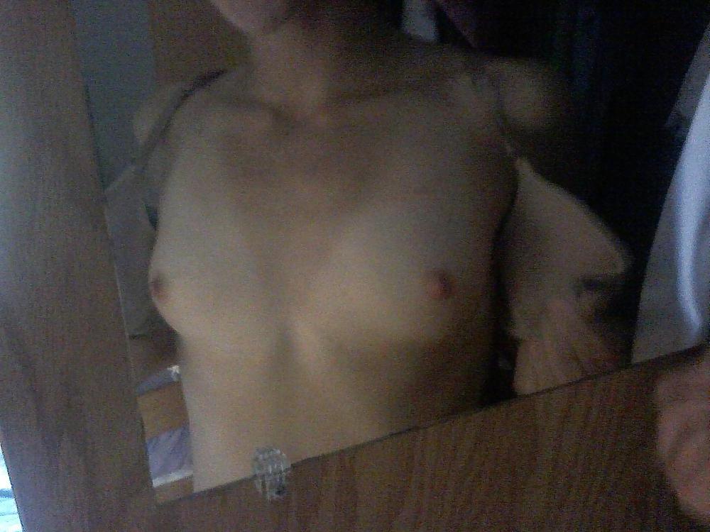 25P Hot and dirty teen shows her goodies