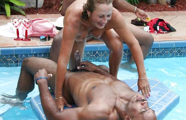 25P Mature Lover 066... Beauty Moments Of Sensuality