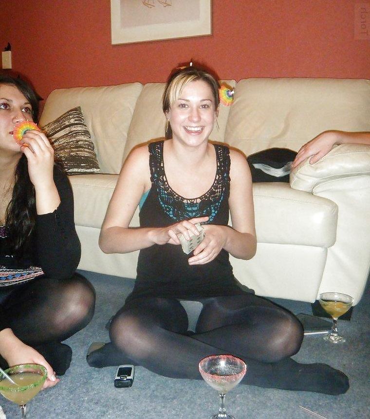 24P Amateurs in black pantyhose & tights