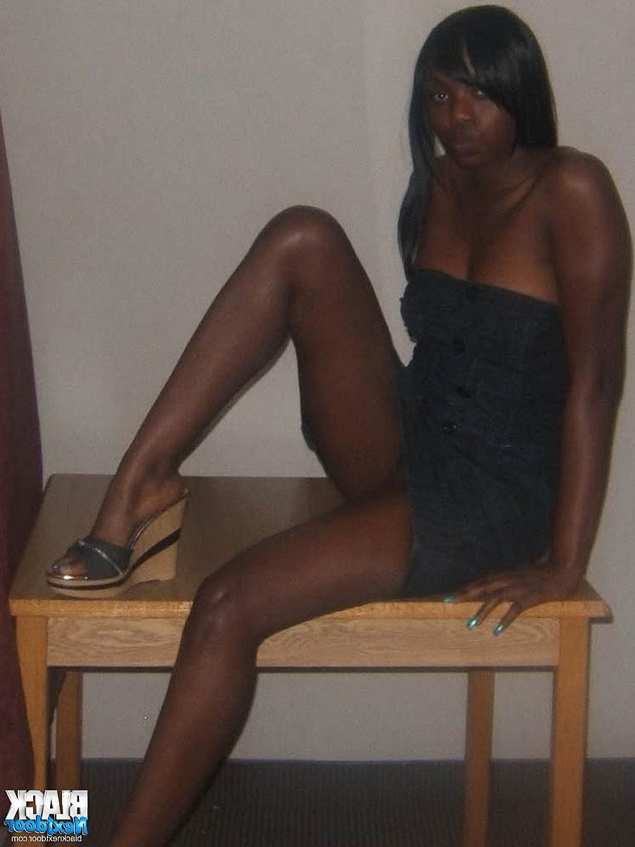 10P GF loves dressing up sexy for me