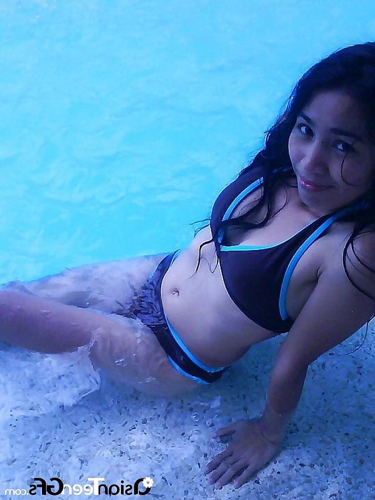 10P Nice young asian chick swimming in pool