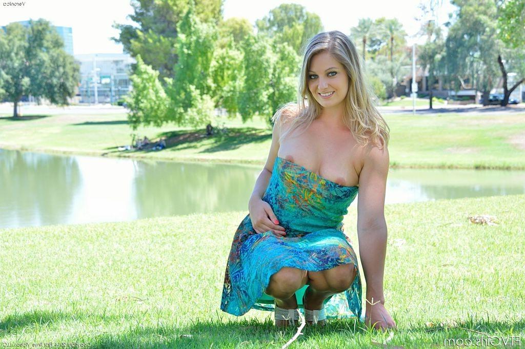 15P Exhibitionist does some naked cartwheels in the park
