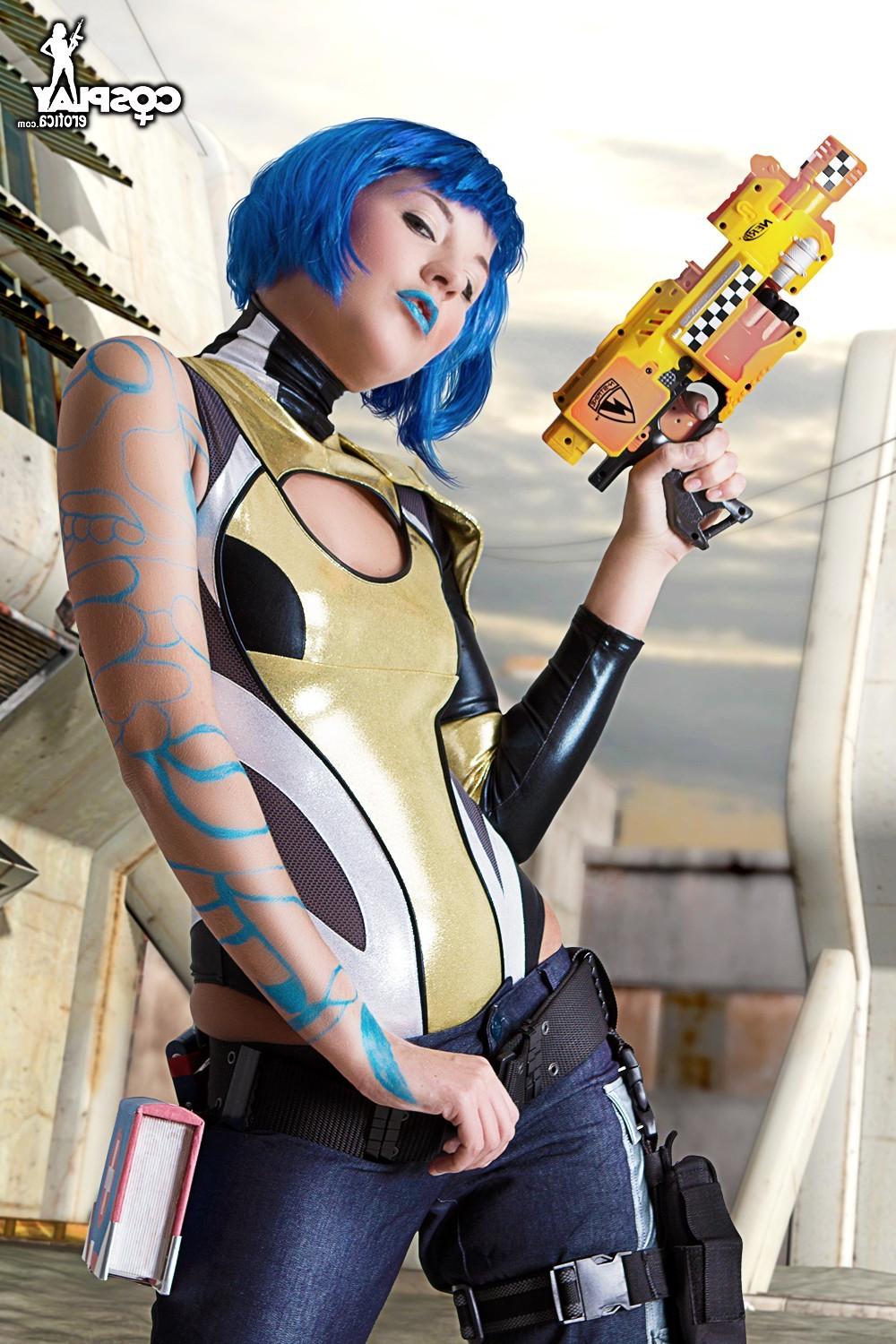 16P Borderlands Cosplay