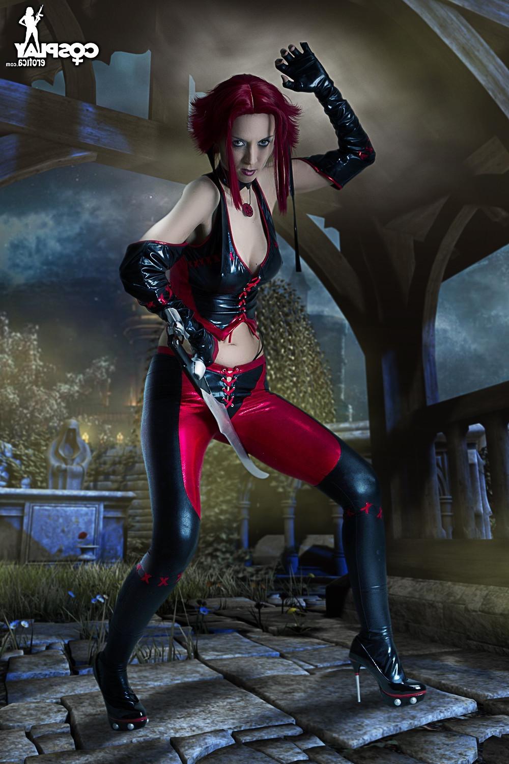 16P Bloodrayne Cosplay