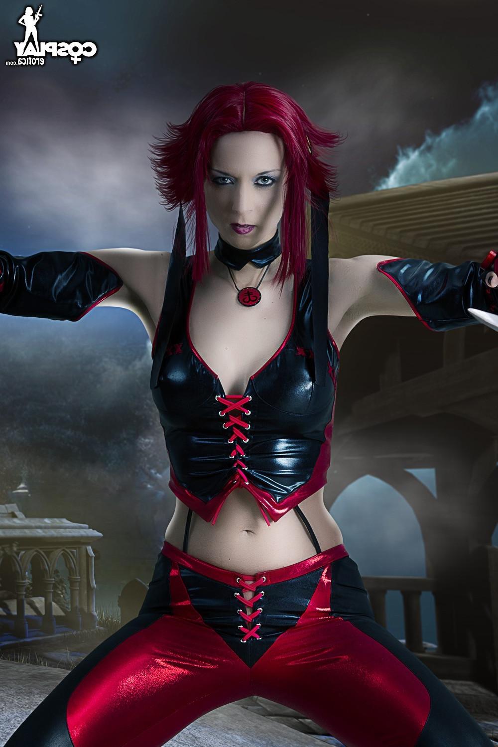 16P Bloodrayne Cosplay
