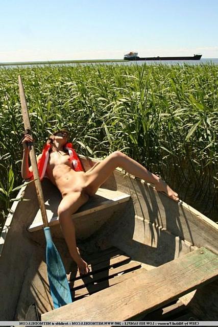 14P Small tit teen outdoor in the total buff