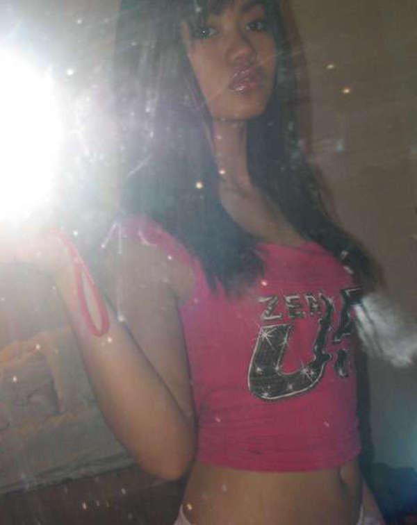 10P Photos of hot oriental girlfriends
