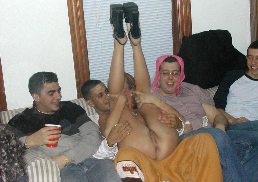15P Drunk amateur girlfriends partying and flashing