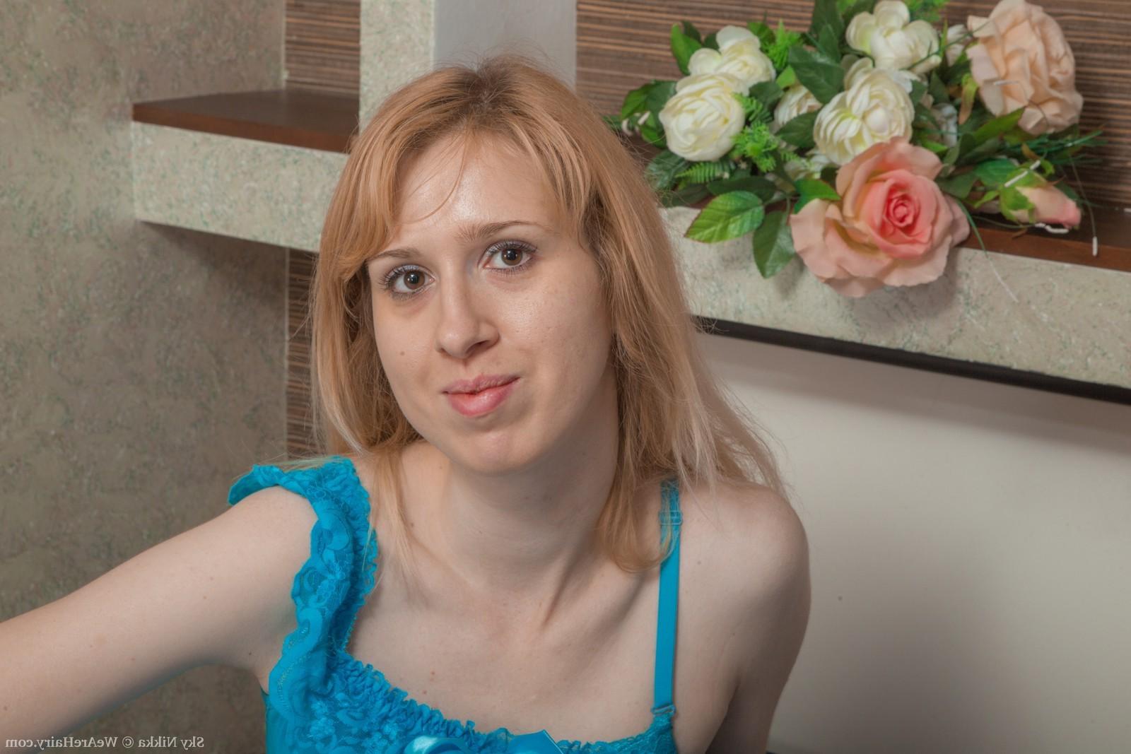 16P Sky Nikka shows off blue lingerie and stockings 