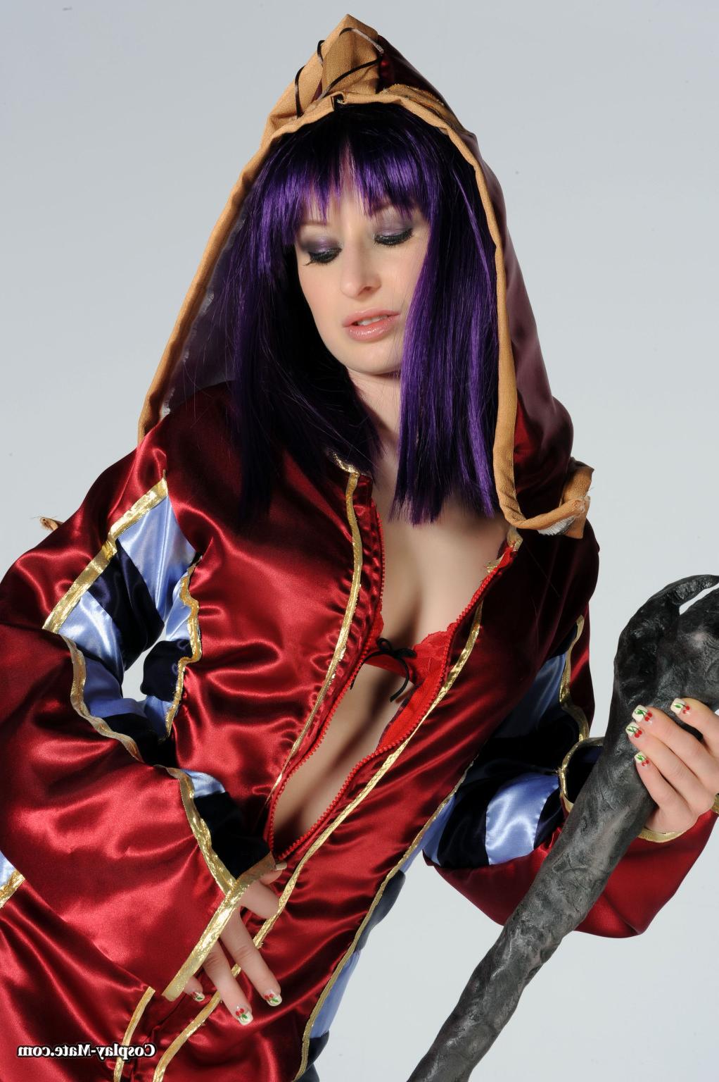 15P Cosplay teen girl as witch