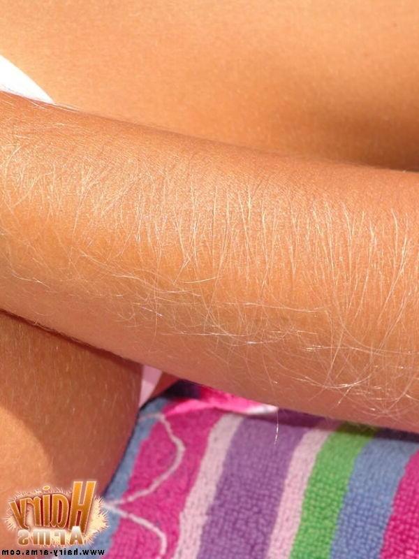 13P Lori's Hair Glistening On The Boat