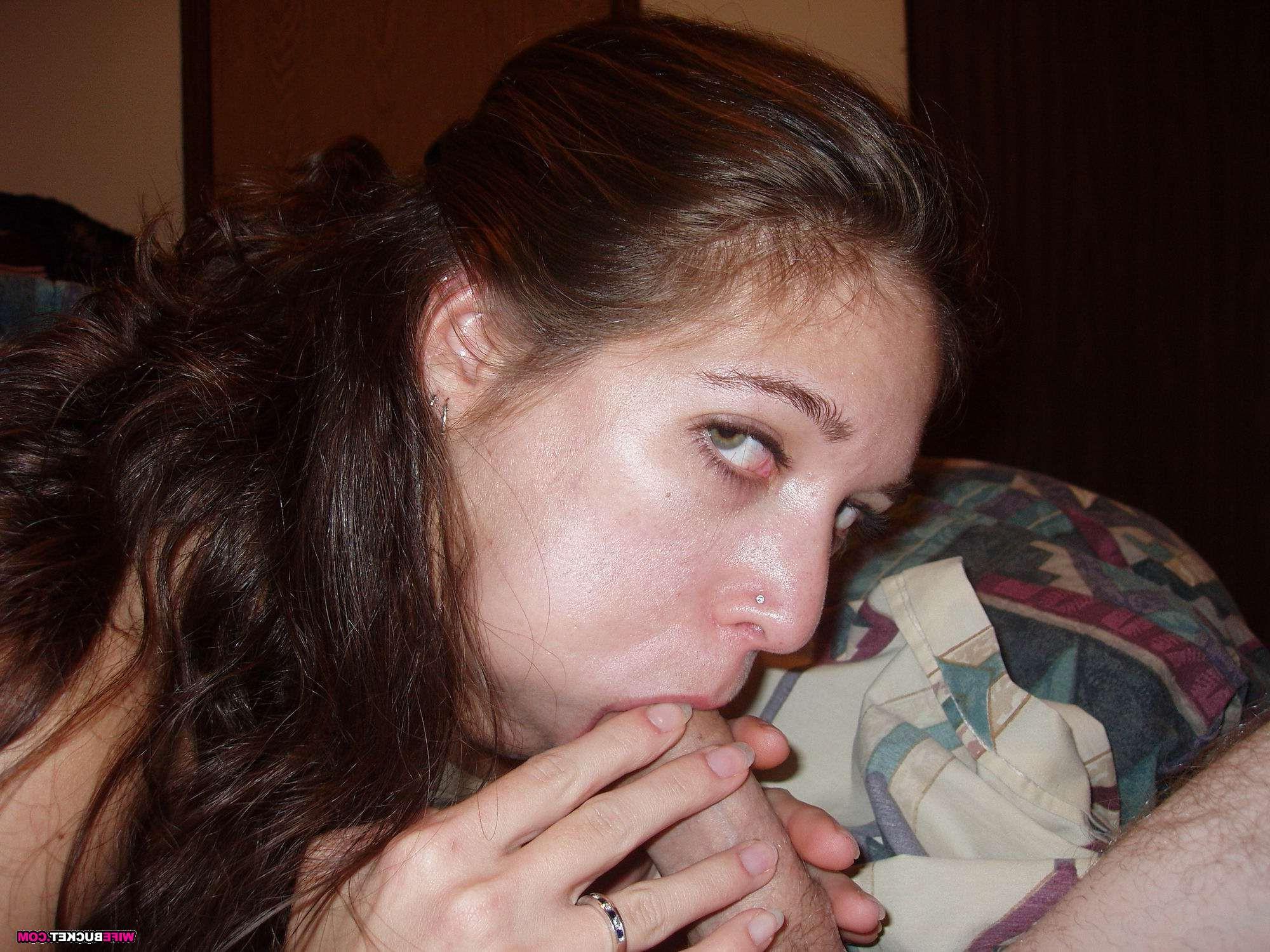 15P Real MILFs and amateur wives