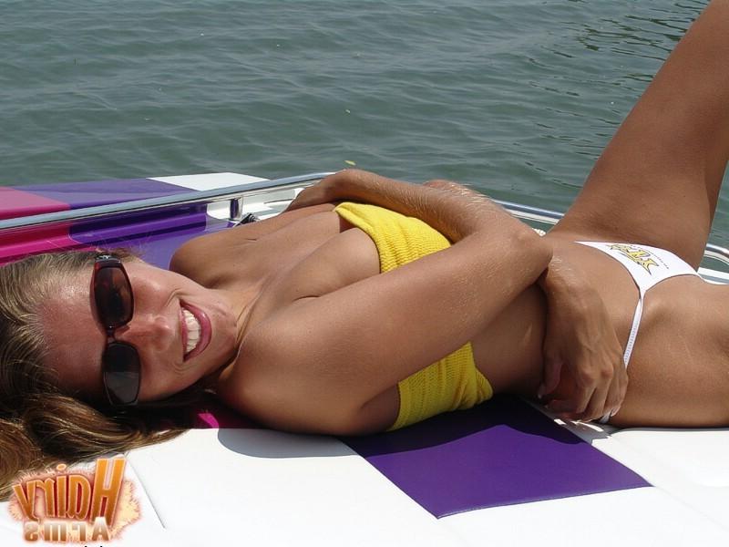 13P Arms on the boat