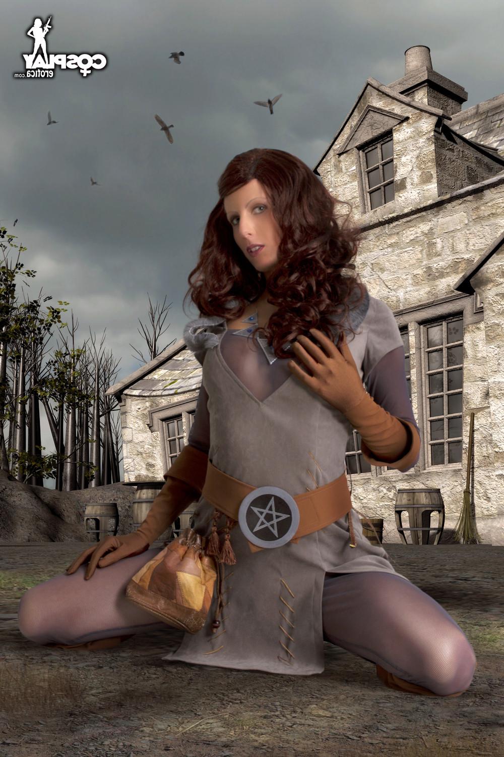 16P Witcher Cosplay