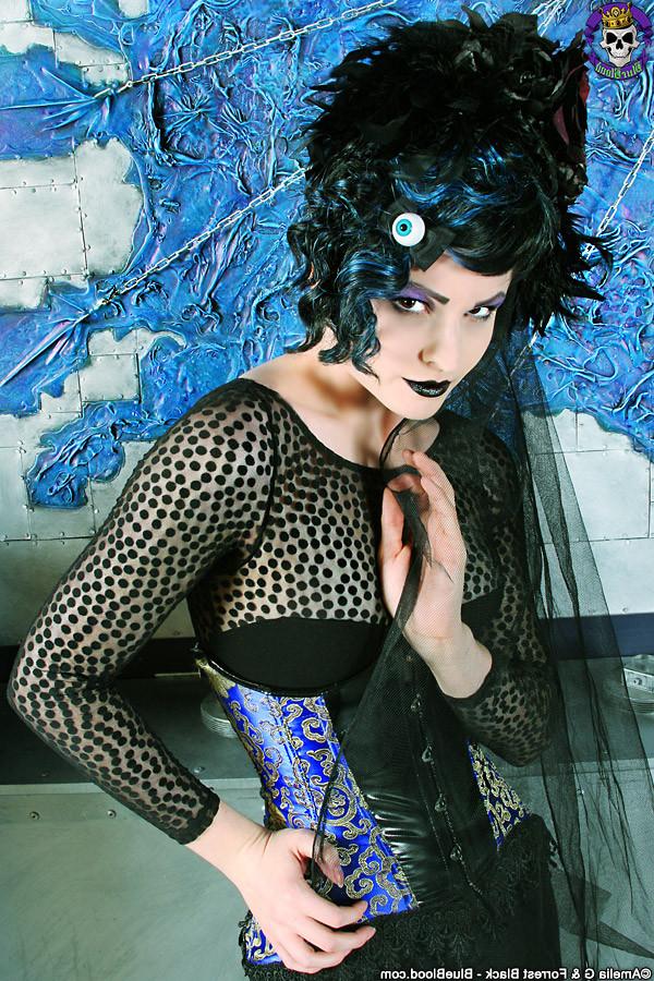 15P Fashionable corsetted Gothic beauty undressed